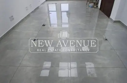 Office Space - Studio - 1 Bathroom for rent in District 5 - 5th Settlement Compounds - The 5th Settlement - New Cairo City - Cairo