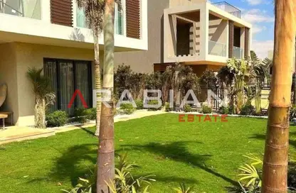 Townhouse - 3 Bedrooms - 3 Bathrooms for sale in Sodic East - 6th District - New Heliopolis - Cairo
