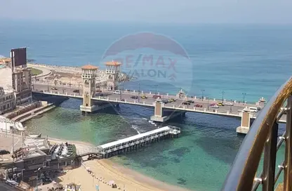 شقة - 2 غرف نوم - 2 حمامات للايجار في ستانلي - حي شرق - الاسكندرية