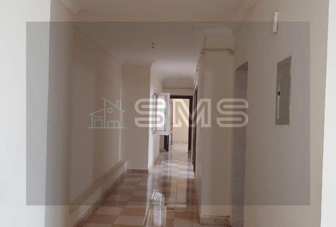 8372893 - Property Image 3
