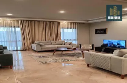 شقة - 2 غرف نوم - 3 حمامات للايجار في ذا كورت ياردز - كمبوندات الشيخ زايد - الشيخ زايد - الجيزة