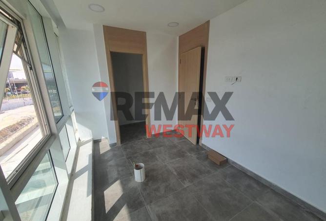 8512646 - Property Image 3