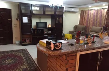 شقة - 2 غرف نوم - 1 حمام للايجار في شارع الاكاديميه - الهضبة العليا - المقطم - القاهرة