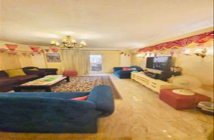 Apartment - 5 Bedrooms - 2 Bathrooms for sale in Gate 4 - Mena - Hadayek El Ahram - Giza