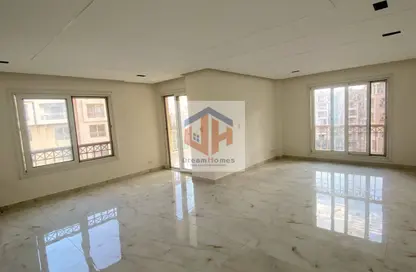 Apartment - 3 Bedrooms - 3 Bathrooms for sale in Madinaty - Cairo