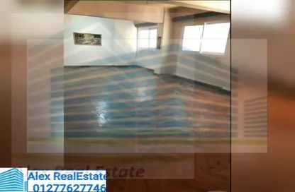 Office Space - Studio - 2 Bathrooms for rent in Victor Ammanuel Square - Smouha - Hay Sharq - Alexandria Office Space - Studio - 2 Bathrooms for rent in Victor Ammanuel Square - Smouha - Hay Sharq - Alexandria