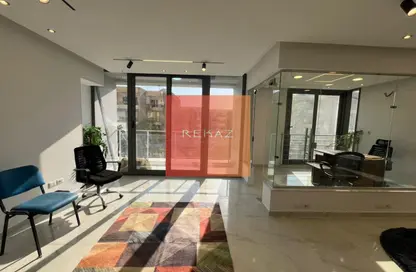 شقة - 3 غرف نوم - 2 حمامات للايجار في شارع زهراء المعادى - دجلة - حي المعادي - القاهرة