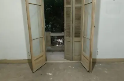 شقة - 3 غرف نوم - 1 حمام للبيع في شارع احمد حشمت - الزمالك - القاهرة