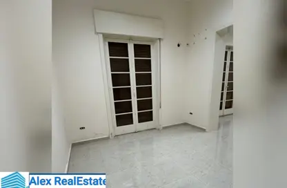 مساحات مكتبية - استوديو - 2 حمامات للايجار في شارع فؤاد - محطة الرمل - حي وسط - الاسكندرية