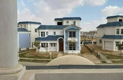 Villa - 4 Bedrooms - 4 Bathrooms for sale in Mountain View 1.1 - 5th Settlement Compounds - The 5th Settlement - New Cairo City - Cairo