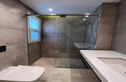 شقة - 3 غرف نوم - 4 حمامات للبيع في فيلدج ويست - كمبوندات الشيخ زايد - الشيخ زايد - الجيزة