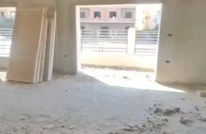 شقة - 4 غرف نوم - 3 حمامات للبيع في شارع بيرم التونسي - النرجس 1 - النرجس - مدينة القاهرة الجديدة - القاهرة