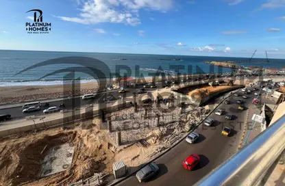 Apartment - 3 Bedrooms - 1 Bathroom for sale in El Gaish Road - Sidi Beshr - Hay Awal El Montazah - Alexandria