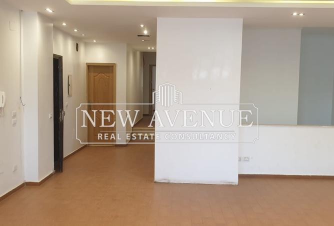 8253761 - Property Image 2