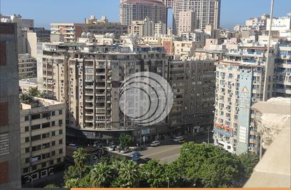 شقة - 2 غرف نوم - 1 حمام للبيع في جليم - حي شرق - الاسكندرية