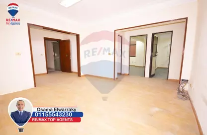 Apartment - 6 Bedrooms - 2 Bathrooms for sale in Stanley Bridge - Stanley - Hay Sharq - Alexandria