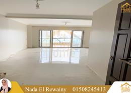 Apartment - 3 bedrooms - 2 bathrooms for للايجار in Ahmed Abd Al Salam St. - Raml Station - Hay Wasat - Alexandria