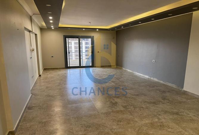 8060434 - Property Image 2