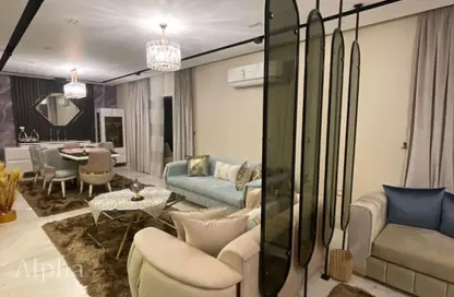 Apartment - 3 Bedrooms - 3 Bathrooms for sale in October Plaza - 6 October Compounds - 6 October City - Giza