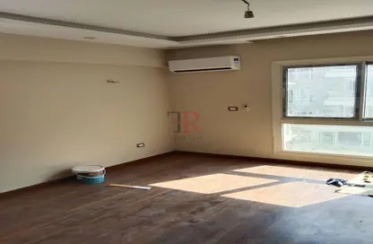 Apartment - 3 Bedrooms - 3 Bathrooms for sale in Mountain View iCity - 5th Settlement Compounds - The 5th Settlement - New Cairo City - Cairo