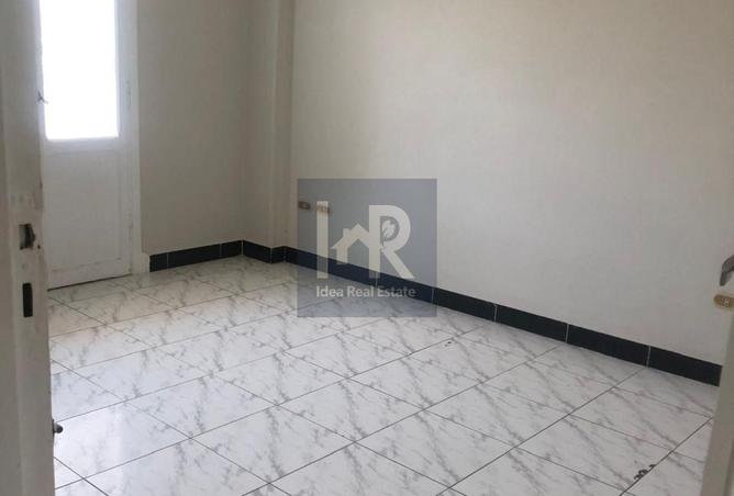 8066009 - Property Image 3