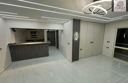 شقة - 2 غرف نوم - 1 حمام للبيع في دجلة بالمز - طريق الواحات - مدينة 6 أكتوبر - الجيزة