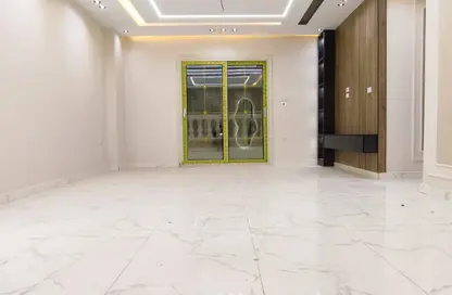 Apartment - 3 Bedrooms - 2 Bathrooms for sale in Gate 2 - Ahmose - Hadayek El Ahram - Giza