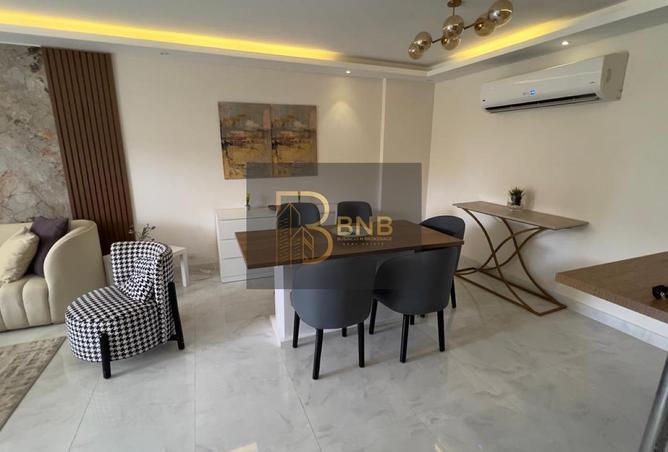 8376089 - Property Image 2