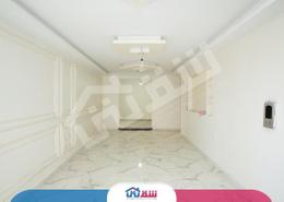 شقة - 4 غرف نوم - 2 حمامات for للبيع in شارع الاقبال - لوران - حي شرق - الاسكندرية