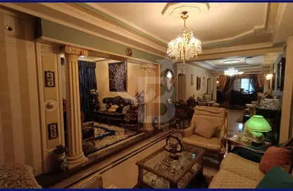 شقة - 3 غرف نوم - 2 حمامات للبيع في شارع كفر عبده - كفر عبده - رشدي - حي شرق - الاسكندرية