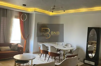 شقة - 3 غرف نوم - 2 حمامات للايجار في فيلدج جيت - المستثمرين الجنوبية - مدينة القاهرة الجديدة - القاهرة