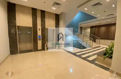 Clinic - Studio - 2 Bathrooms for rent in West Park Mall - 26th of July Corridor - 6 October City - Giza