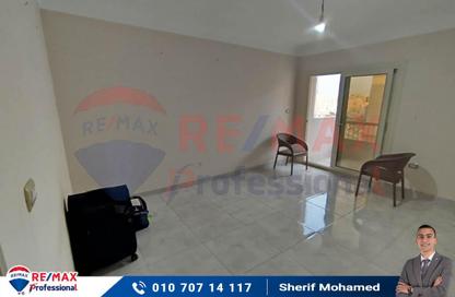 شقة - 2 غرف نوم - 1 حمام للبيع في ميدان فيكتور عمانوئيل - سموحة - حي شرق - الاسكندرية