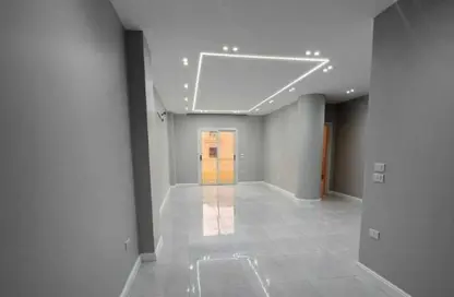 Apartment - 3 Bedrooms - 2 Bathrooms for rent in North Lotus - El Lotus - New Cairo City - Cairo