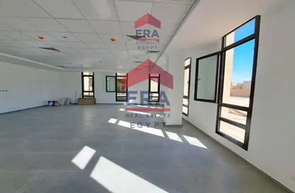 Office Space - Studio - 1 Bathroom for rent in District 5 - 5th Settlement Compounds - The 5th Settlement - New Cairo City - Cairo