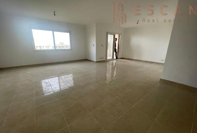 8437958 - Property Image 3