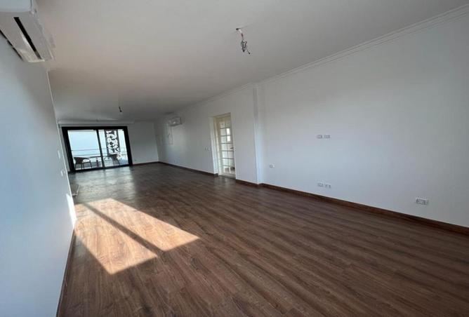 8177751 - Property Image 2