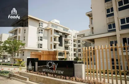 Apartment - 3 Bedrooms - 4 Bathrooms for sale in Mountain View iCity - 5th Settlement Compounds - The 5th Settlement - New Cairo City - Cairo