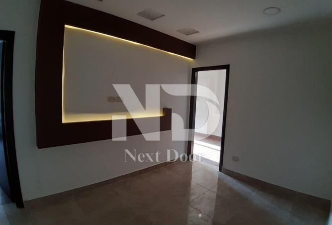 8195486 - Property Image 3