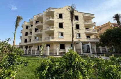 Apartment - 3 Bedrooms - 3 Bathrooms for sale in 1st Neighborhood - 3rd District East - Shorouk City - Cairo
