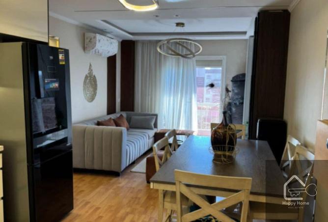 8181051 - Property Image 2