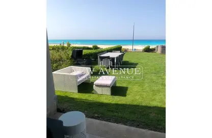فيلا - 5 غرف نوم - 8 حمامات للبيع في لافيستا كاسكادا - العلمين - الساحل الشمالي