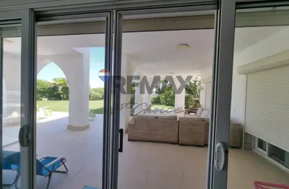 فيلا - 6 غرف نوم - 8 حمامات للبيع في ستيلا سيدي عبد الرحمن - سيدي عبد الرحمن - الساحل الشمالي