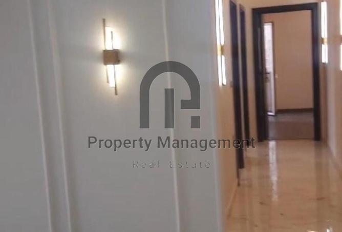 8494000 - Property Image 3