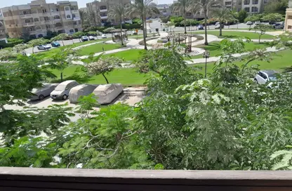 شقة - 3 غرف نوم - 2 حمامات للايجار في طريق بيفرلي هيلز - الحي السابع عشر - الشيخ زايد - الجيزة