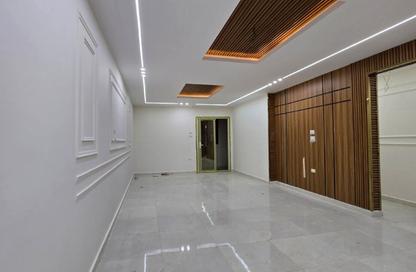 Apartment - 3 Bedrooms - 2 Bathrooms for sale in Al Lebeny Axis - El Mariouteya - Faisal - Hay El Haram - Giza