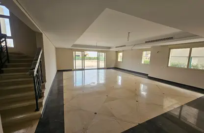 دوبلكس - 4 غرف نوم - 4 حمامات للايجار في نيو جيزة - طريق مصر اسكندرية الصحراوي - مدينة 6 أكتوبر - الجيزة