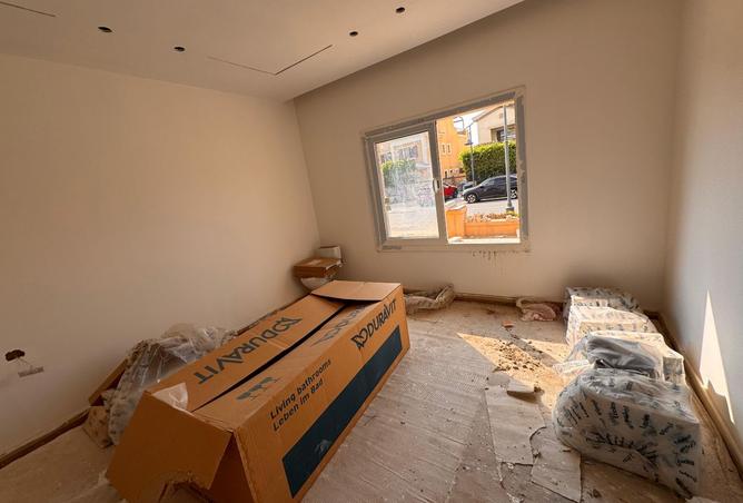 8064381 - Property Image 3
