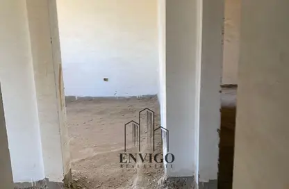 شقة - 3 غرف نوم - 1 حمام للبيع في شارع الميثاق - الحي العاشر - مدينة نصر - القاهرة