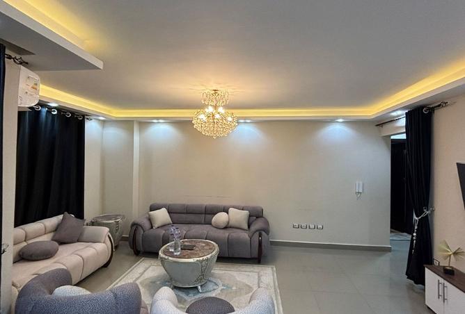 8303986 - Property Image 2